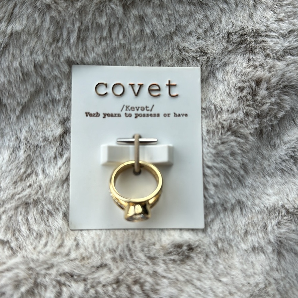 Nordstrom Rack Gold Ring - Picture 2 of 3